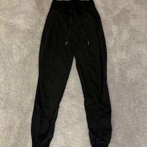 Lululemon black Dance Studio Joggers size 2